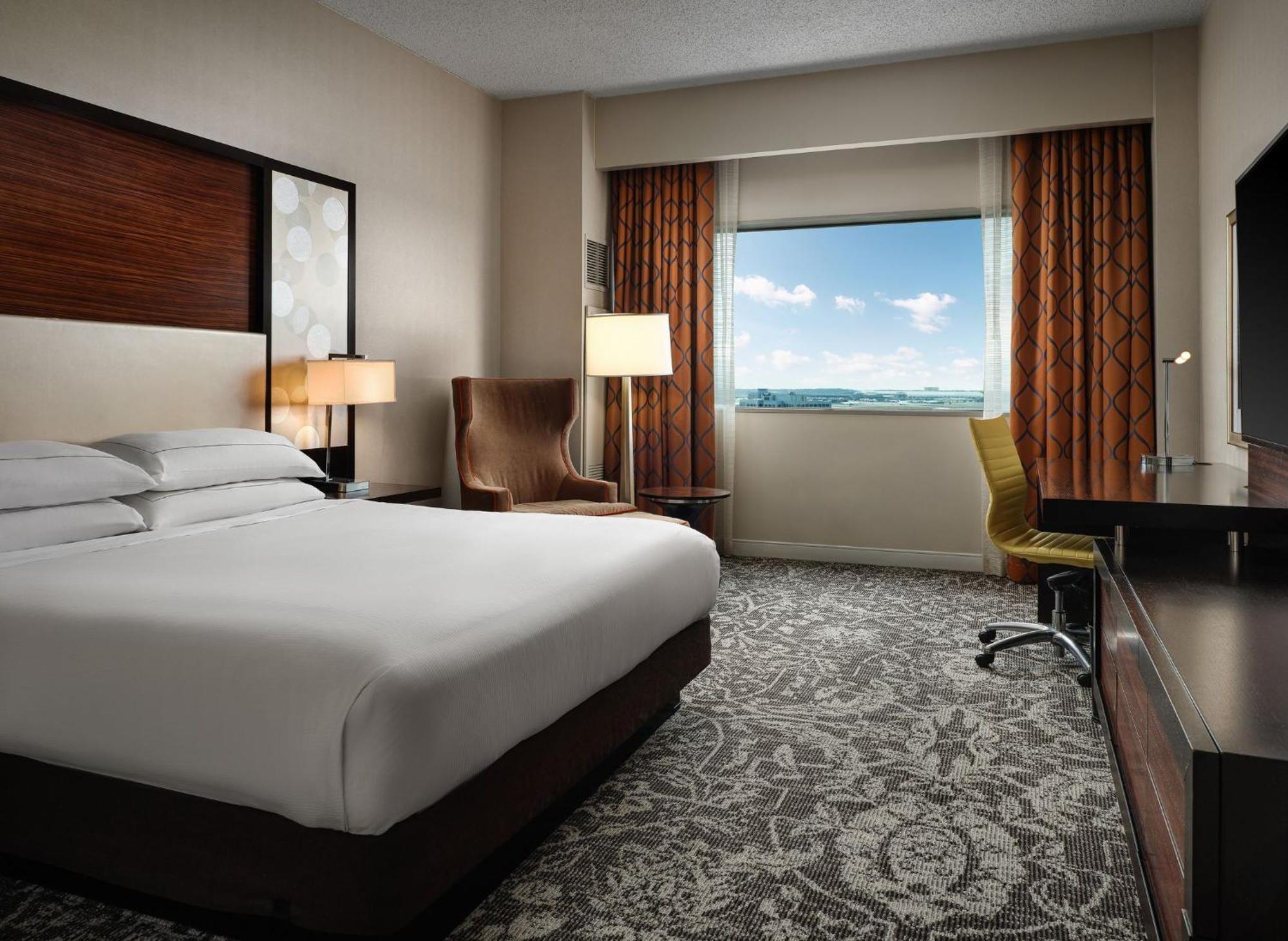 Отель Hilton Atlanta Airport Колледж Парк Экстерьер фото